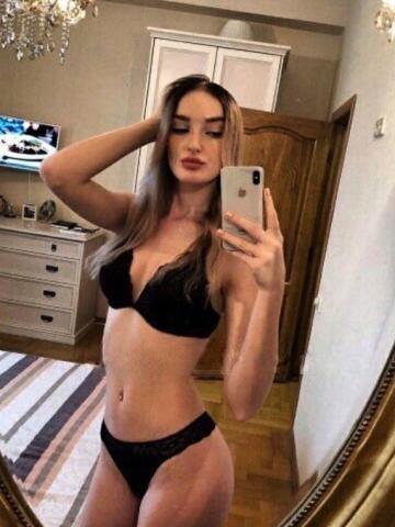 Викуся